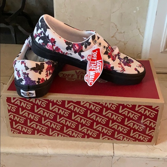 Vans Other - Vans shoes Floral New w Box